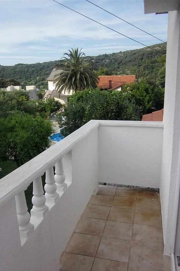 Family Friendly Apartments With A Swimming Pool Mundanije, Rab - 5076