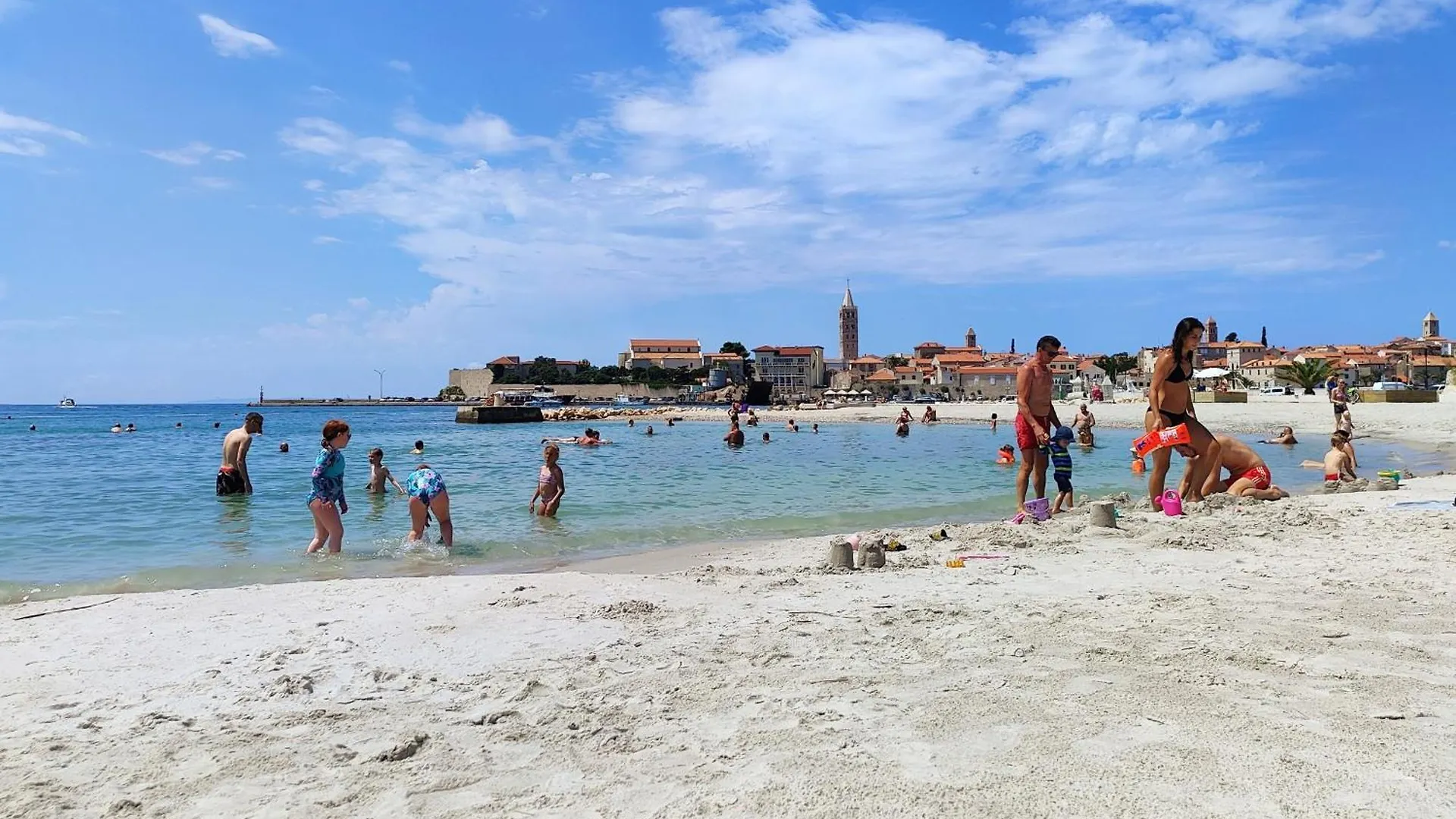 Family Friendly Apartments With A Swimming Pool Mundanije, Rab - 5076  Mundanije